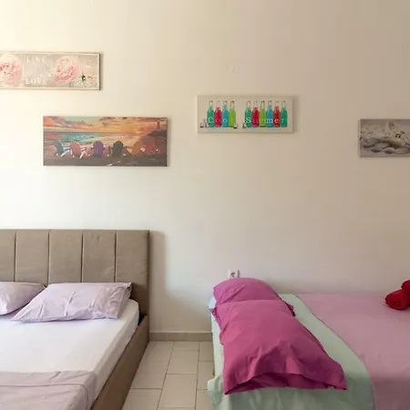 3rd Floor Next To The Beachfront * Heraklion (Crete)