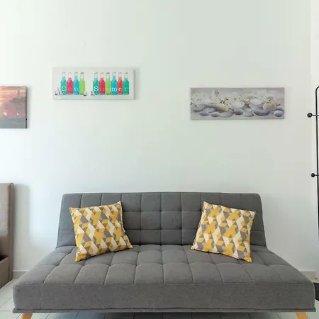 3rd Floor Next To The Beachfront Heraklion (Crete)